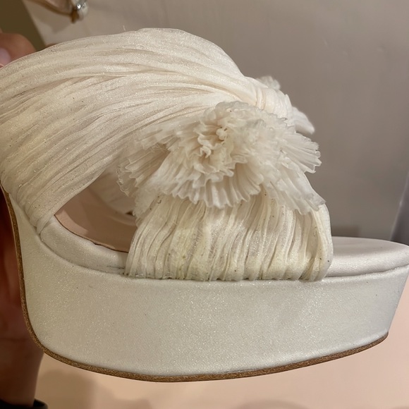 Loeffler Randall Natalia Platform Bow Heel Sz 9B Pearl White - Picture 11 of 16